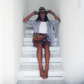 Paula Gonu feet photo 6
