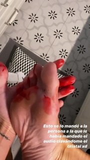 Paula Gonu feet photo 19