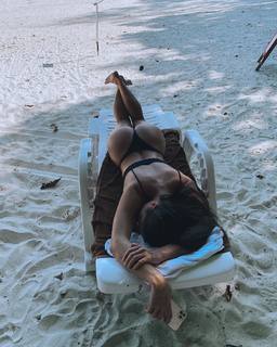 Paula Gonu feet photo 11