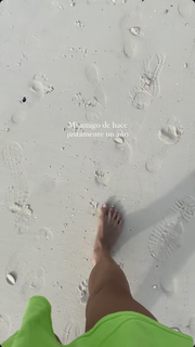 Paula Gonu feet photo 6