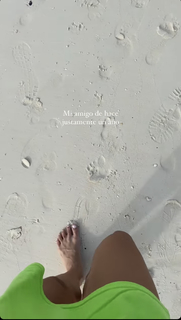 Paula Gonu feet photo 5