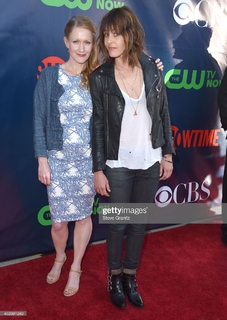 Paula Malcomson feet photo 4