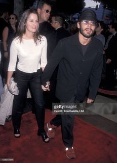 Paula Marshall feet photo 10