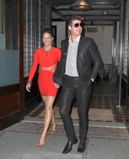 Paula Patton feet photo thumbnail