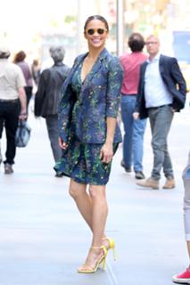 Paula Patton feet photo thumbnail