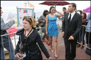 Paula Patton feet photo thumbnail