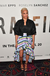 Paula Patton feet photo thumbnail