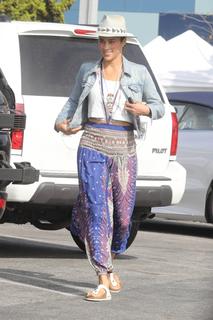 Paula Patton feet photo thumbnail