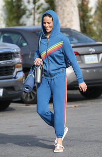 Paula Patton feet photo thumbnail