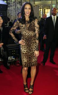 Paula Patton feet photo thumbnail