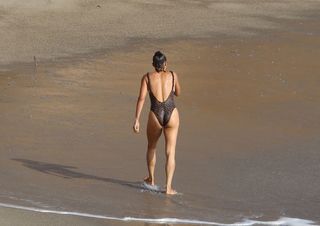 Paula Patton feet photo thumbnail
