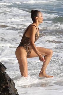 Paula Patton feet photo thumbnail