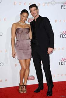 Paula Patton feet photo thumbnail