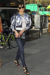 Paula Patton feet photo thumbnail