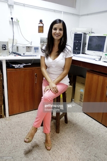 Paula Prendes feet photo 11