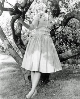 Paula Prentiss feet photo 15