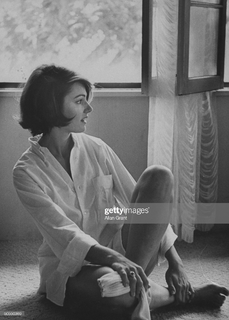Paula Prentiss feet photo 20