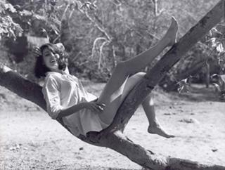 Paula Prentiss feet photo 1
