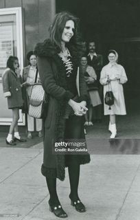 Paula Prentiss feet photo 10
