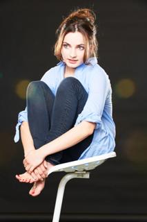 Paula Schramm feet photo 4