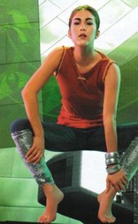 Paula Taylor feet photo 5