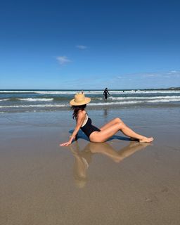 Paula Taylor feet photo 5