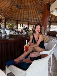 Paula Taylor feet photo 4