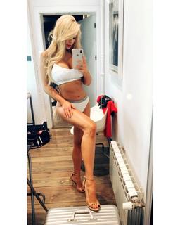 Paula Tumala feet photo 14