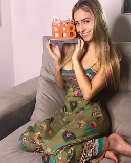 Paula Von Sperling feet photo 5
