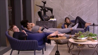 Paula Von Sperling feet photo 20