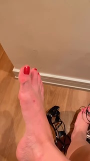 Paula Von Sperling feet photo 12