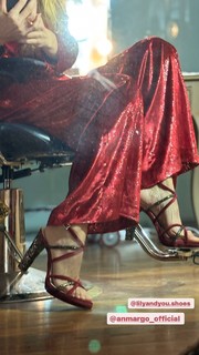 Paula Vázquez feet photo 20