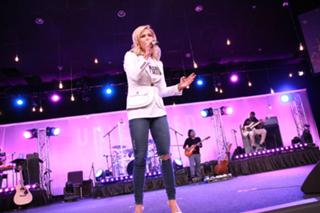 Paula White feet photo 10