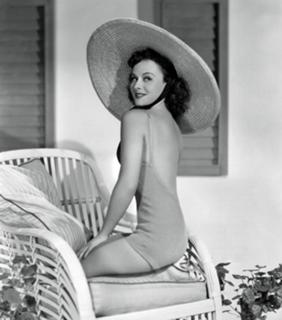 Paulette Goddard feet photo 15