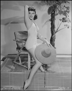 Paulette Goddard feet photo 12