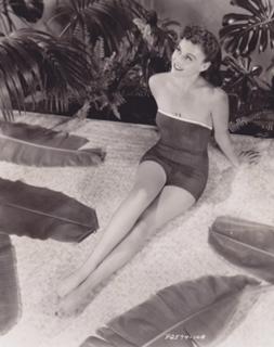 Paulette Goddard feet photo 9