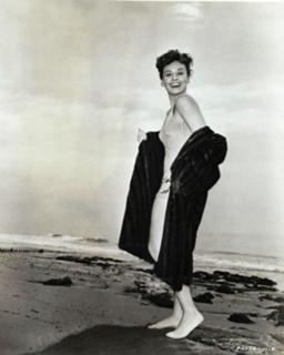 Paulette Goddard feet photo 17