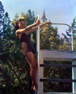 Paulette Goddard feet photo 9