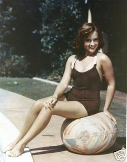 Paulette Goddard feet photo 8