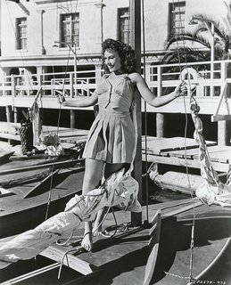 Paulette Goddard feet photo 8
