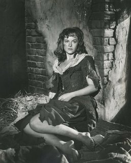 Paulette Goddard feet photo 6