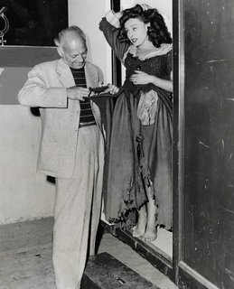 Paulette Goddard feet photo 7