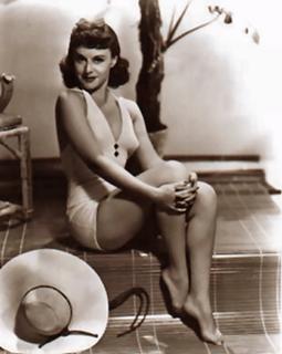 Paulette Goddard feet photo 13