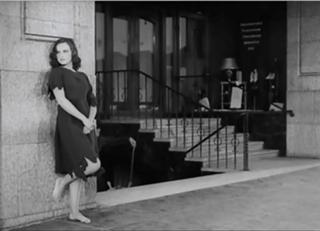 Paulette Goddard feet photo 3