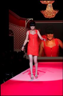 Pauley Perrette feet photo thumbnail