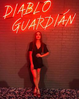 Paulina Gaitan feet photo thumbnail