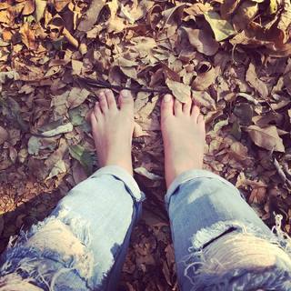 Paulina Goto feet photo thumbnail