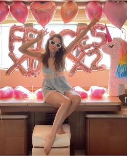 Paulina Goto feet photo thumbnail