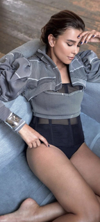 Paulina Goto feet photo thumbnail