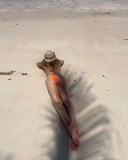 Paulina Goto feet photo thumbnail